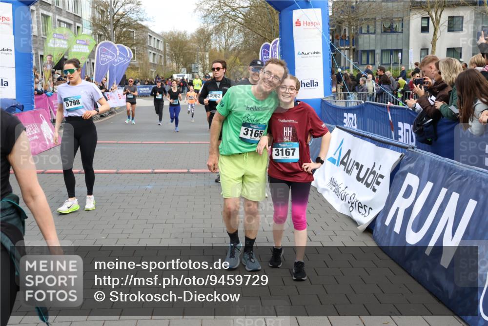 12.04.2026 - 45. Internationalen Wilhelmsburger Insellauf Strokosch-Dieckow http://msf.ph/oto/9459729 12.04.2026 13:00:44 Laufen  meine-sportfotos.de