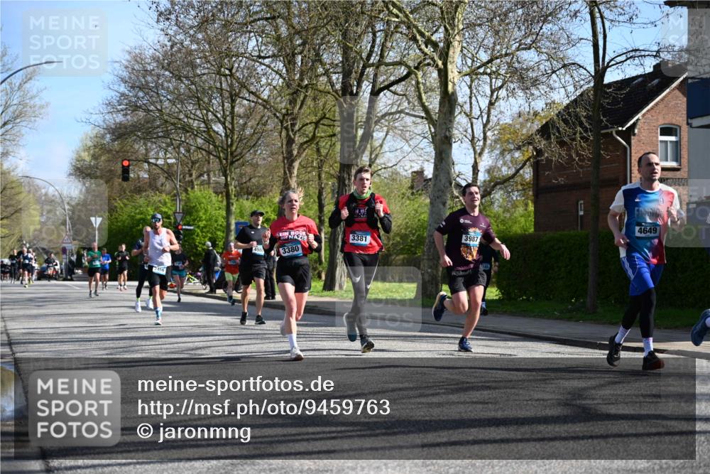 12.04.2026 - 45. Internationalen Wilhelmsburger Insellauf J. Mangold http://msf.ph/oto/9459763 12.04.2026 10:40:47 Ziel 3171, 5832, 4680, 4262, 2485, 2883, 4501, 2633, 2634, 3090, 4649, 4655, 3987, 3381, 3380, 4180, 4980, 5408, 2507, 2456, 2768, 3534, 5281, 5247, 5299, 5315, 5288, 3444, 5254, 2148, 5489, 4645, 4646, 4645, 4646, 5560, 4295, 5038, 4674 meine-sportfotos.de