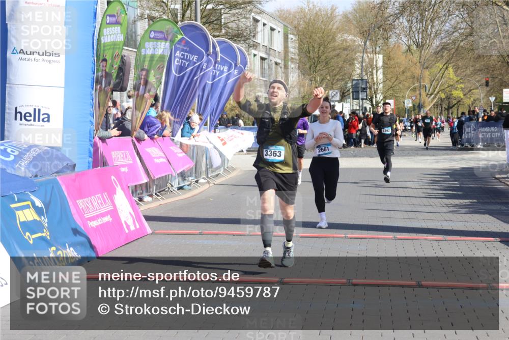 12.04.2026 - 45. Internationalen Wilhelmsburger Insellauf Strokosch-Dieckow http://msf.ph/oto/9459787 12.04.2026 10:49:48 Ziel 3363, 2661 meine-sportfotos.de