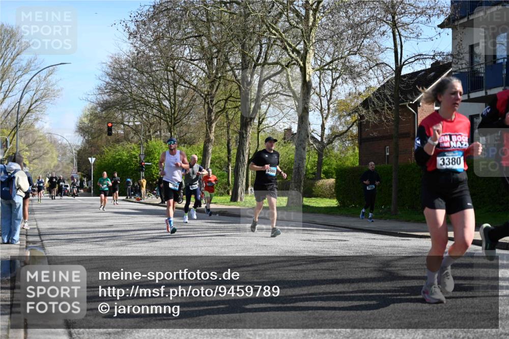 12.04.2026 - 45. Internationalen Wilhelmsburger Insellauf J. Mangold http://msf.ph/oto/9459789 12.04.2026 10:40:49 Ziel 5832, 4680, 4262, 2485, 2883, 4501, 2633, 2634, 3090, 4649, 4655, 3987, 3381, 3380, 4180, 4980, 5408, 2507, 2456, 2768, 3534, 5281, 5247, 5247, 5299, 5315, 5288, 3444, 5254, 2148, 5489, 4645, 4646, 5560, 4295, 5038, 4674, 5034 meine-sportfotos.de