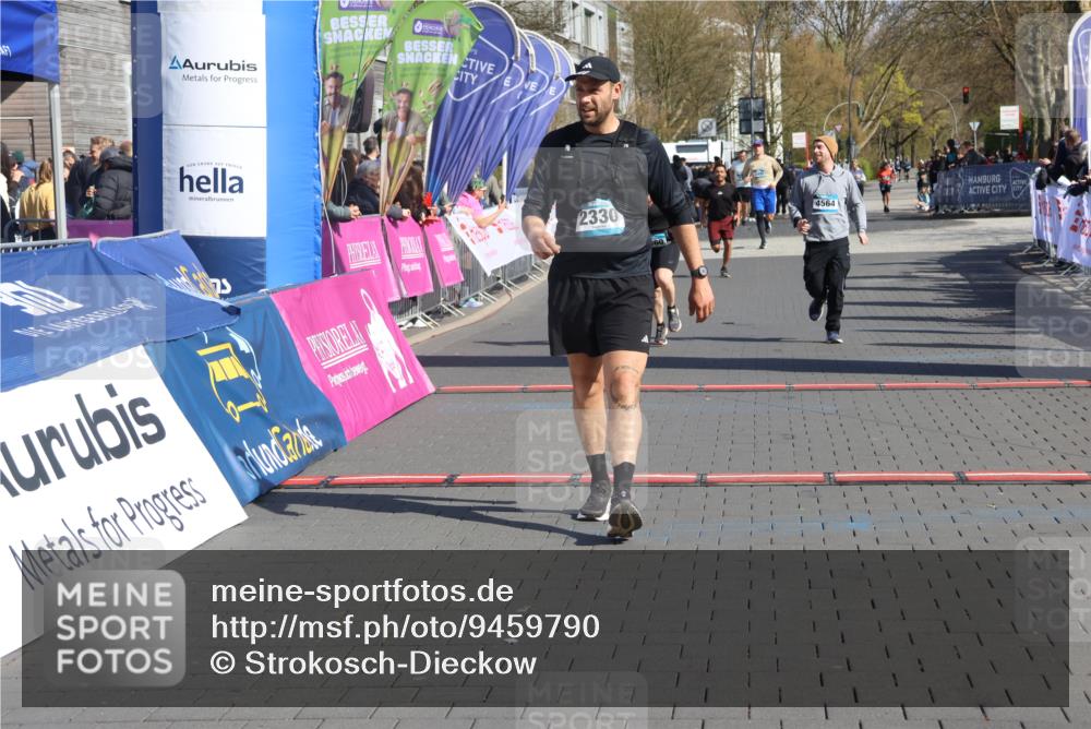 12.04.2026 - 45. Internationalen Wilhelmsburger Insellauf Strokosch-Dieckow http://msf.ph/oto/9459790 12.04.2026 11:06:44 Ziel 2330, 3460, 4564 meine-sportfotos.de