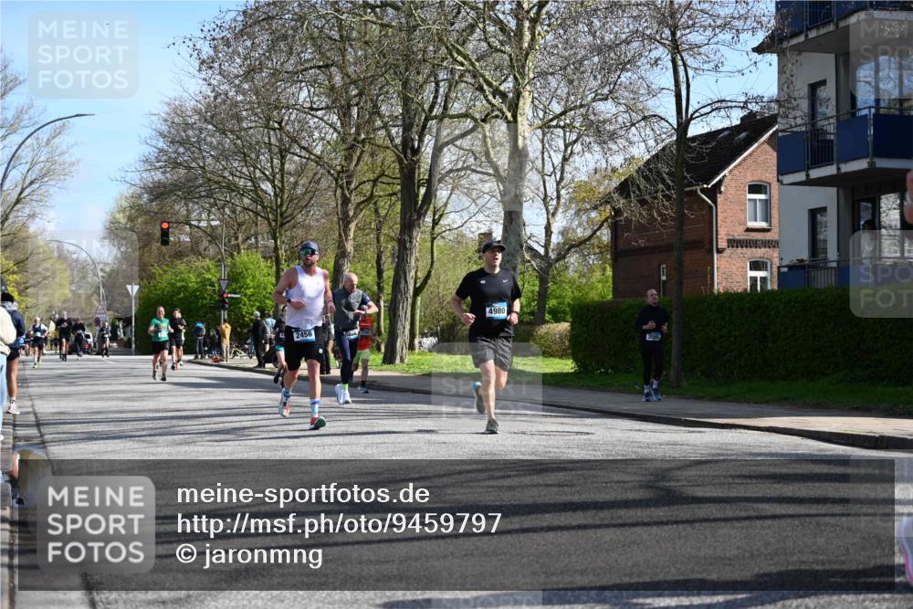 12.04.2026 - 45. Internationalen Wilhelmsburger Insellauf J. Mangold http://msf.ph/oto/9459797 12.04.2026 10:40:50 Ziel 5832, 4680, 4262, 2485, 2883, 4501, 2633, 2634, 3090, 4649, 4655, 3987, 3381, 3380, 4180, 4980, 5408, 2507, 2456, 2768, 3534, 5281, 5247, 5299, 5299, 5315, 5288, 3444, 5254, 2148, 5489, 4645, 4646, 5560, 5560, 4295, 5038, 4674, 5034 meine-sportfotos.de