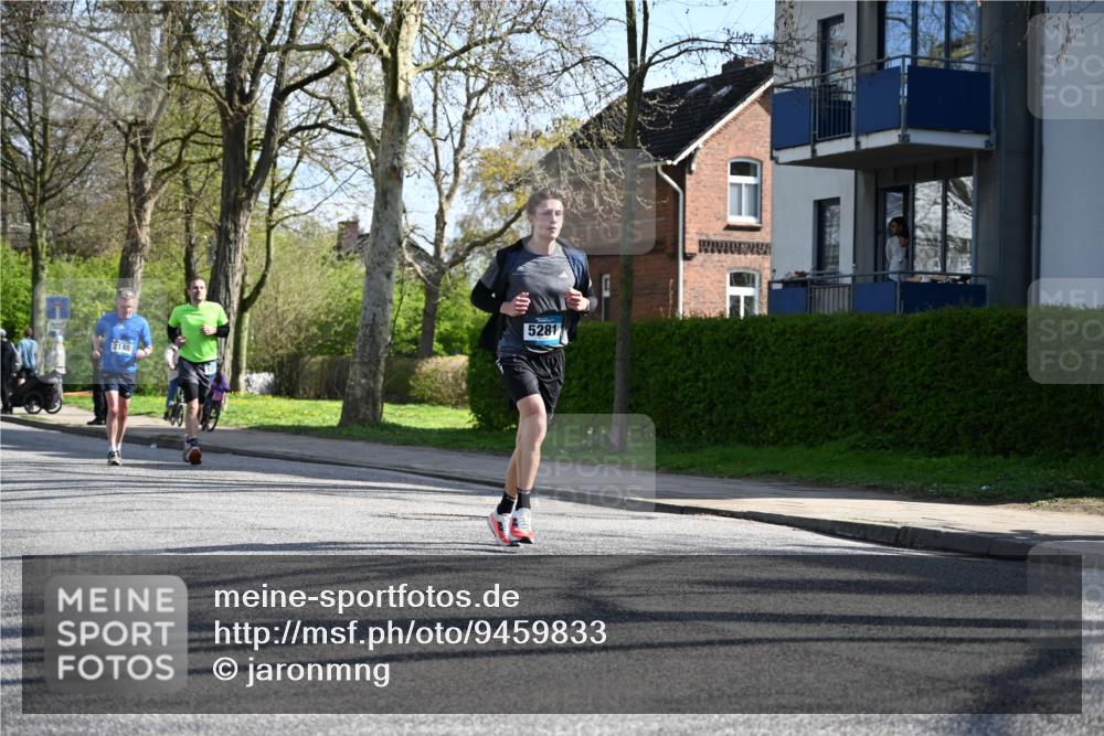 12.04.2026 - 45. Internationalen Wilhelmsburger Insellauf J. Mangold http://msf.ph/oto/9459833 12.04.2026 10:40:59 Ziel 3987, 3381, 3380, 4180, 4980, 5408, 2507, 2456, 2768, 3534, 5281, 5247, 5299, 5315, 5288, 3444, 5254, 2148, 5489, 4645, 4646, 4645, 4646, 5560, 4295, 5038, 4674, 4674, 5034, 3861, 5545, 2812, 5270, 5416, 4963, 3831, 4602 meine-sportfotos.de
