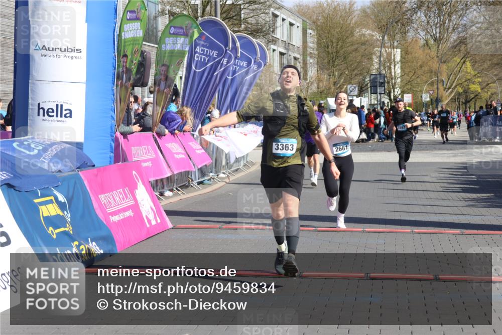 12.04.2026 - 45. Internationalen Wilhelmsburger Insellauf Strokosch-Dieckow http://msf.ph/oto/9459834 12.04.2026 10:49:49 Ziel 3363, 2661, 4715 meine-sportfotos.de