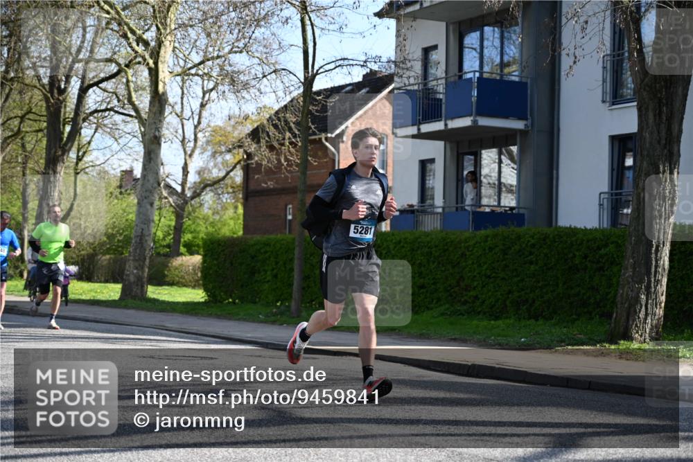 12.04.2026 - 45. Internationalen Wilhelmsburger Insellauf J. Mangold http://msf.ph/oto/9459841 12.04.2026 10:40:59 Ziel 3987, 3381, 3380, 4180, 4980, 5408, 2507, 2456, 2768, 3534, 5281, 5247, 5299, 5315, 5288, 3444, 5254, 2148, 5489, 4645, 4646, 4645, 4646, 5560, 4295, 5038, 4674, 4674, 5034, 3861, 5545, 2812, 5270, 5416, 4963, 3831, 4602 meine-sportfotos.de
