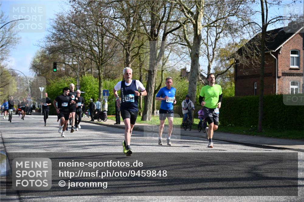 12.04.2026 - 45. Internationalen Wilhelmsburger Insellauf J. Mangold http://msf.ph/oto/9459848 12.04.2026 10:41:01 Ziel 4180, 4980, 5408, 2507, 2456, 2768, 3534, 5281, 5247, 5299, 5315, 5288, 3444, 5254, 2148, 5489, 4645, 4646, 5560, 4295, 5038, 4674, 5034, 5034, 3861, 5545, 2812, 5270, 5416, 4963, 3831, 4602, 4667, 3229 meine-sportfotos.de