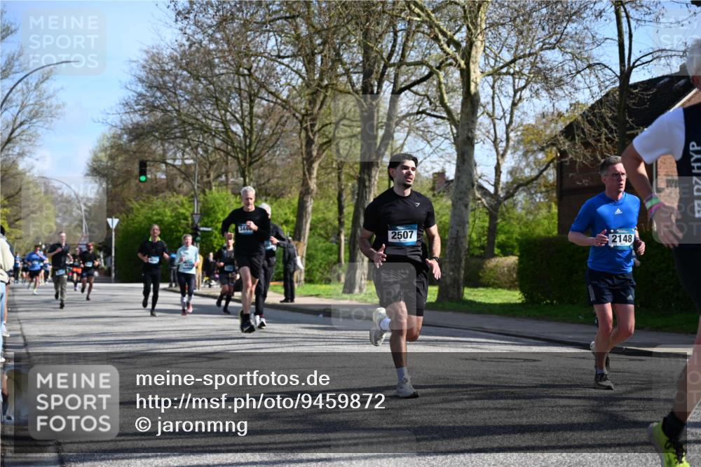12.04.2026 - 45. Internationalen Wilhelmsburger Insellauf J. Mangold http://msf.ph/oto/9459872 12.04.2026 10:41:03 Ziel 4180, 4980, 5408, 2507, 2456, 2768, 3534, 5281, 5247, 5299, 5315, 5288, 3444, 5254, 2148, 5489, 4645, 4646, 5560, 4295, 5038, 4674, 5034, 3861, 3861, 5545, 2812, 5270, 5416, 4963, 3831, 4602, 4667, 3229 meine-sportfotos.de