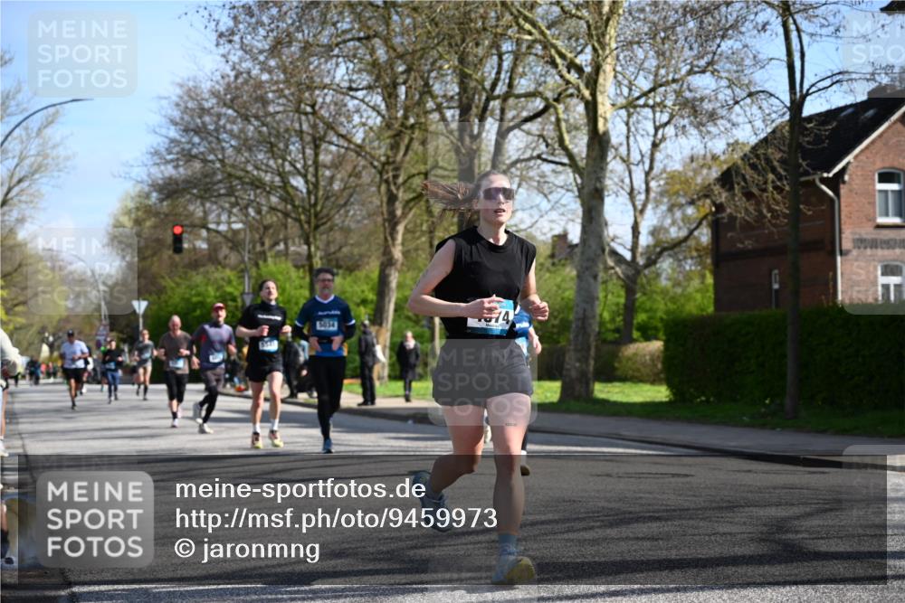 12.04.2026 - 45. Internationalen Wilhelmsburger Insellauf J. Mangold http://msf.ph/oto/9459973 12.04.2026 10:41:22 Ziel 5254, 2148, 5489, 4645, 4646, 5560, 4295, 5038, 4674, 5034, 3861, 5545, 2812, 5270, 5416, 4963, 3831, 4602, 4667, 3229, 3201, 2869, 2479, 3892, 4483, 4483, 5654, 2836 meine-sportfotos.de