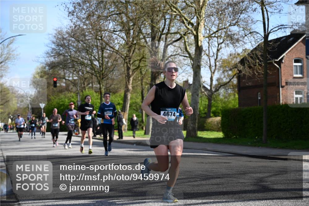 12.04.2026 - 45. Internationalen Wilhelmsburger Insellauf J. Mangold http://msf.ph/oto/9459974 12.04.2026 10:41:22 Ziel 5254, 2148, 5489, 4645, 4646, 5560, 4295, 5038, 4674, 5034, 3861, 5545, 2812, 5270, 5416, 4963, 3831, 4602, 4667, 3229, 3201, 2869, 2479, 3892, 4483, 4483, 5654, 2836 meine-sportfotos.de