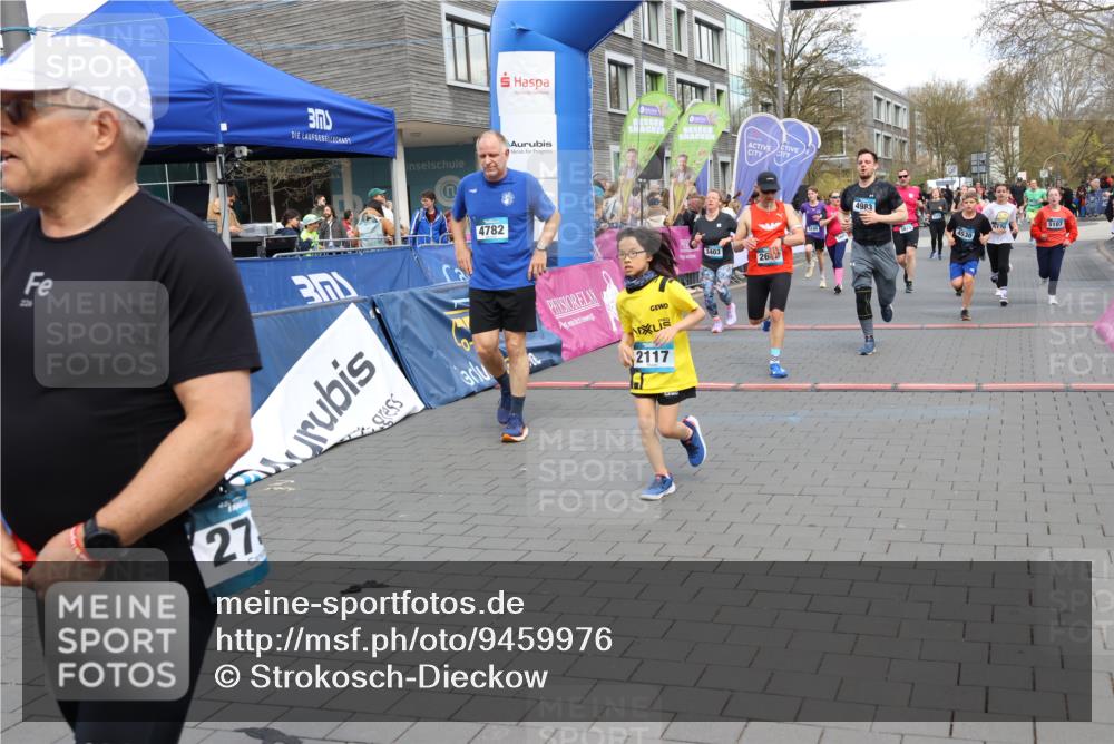 12.04.2026 - 45. Internationalen Wilhelmsburger Insellauf Strokosch-Dieckow http://msf.ph/oto/9459976 12.04.2026 13:00:31 Laufen  meine-sportfotos.de