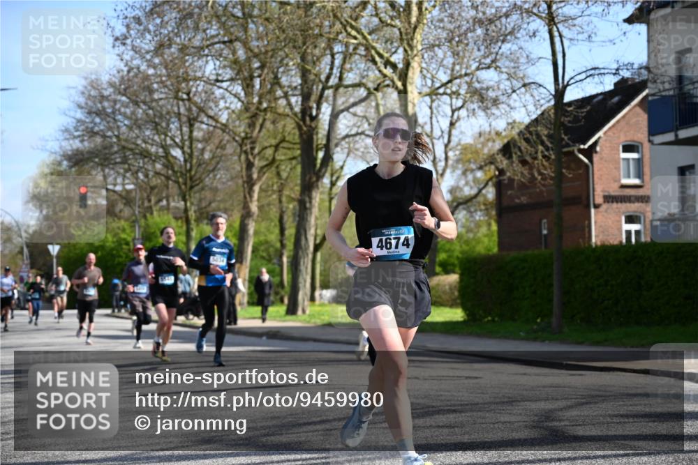 12.04.2026 - 45. Internationalen Wilhelmsburger Insellauf J. Mangold http://msf.ph/oto/9459980 12.04.2026 10:41:23 Ziel 2148, 5489, 4645, 4646, 5560, 4295, 5038, 4674, 5034, 3861, 5545, 2812, 5270, 5416, 4963, 3831, 4602, 4963, 3831, 4602, 4667, 3229, 3201, 2869, 2479, 3892, 4483, 5654, 2836 meine-sportfotos.de