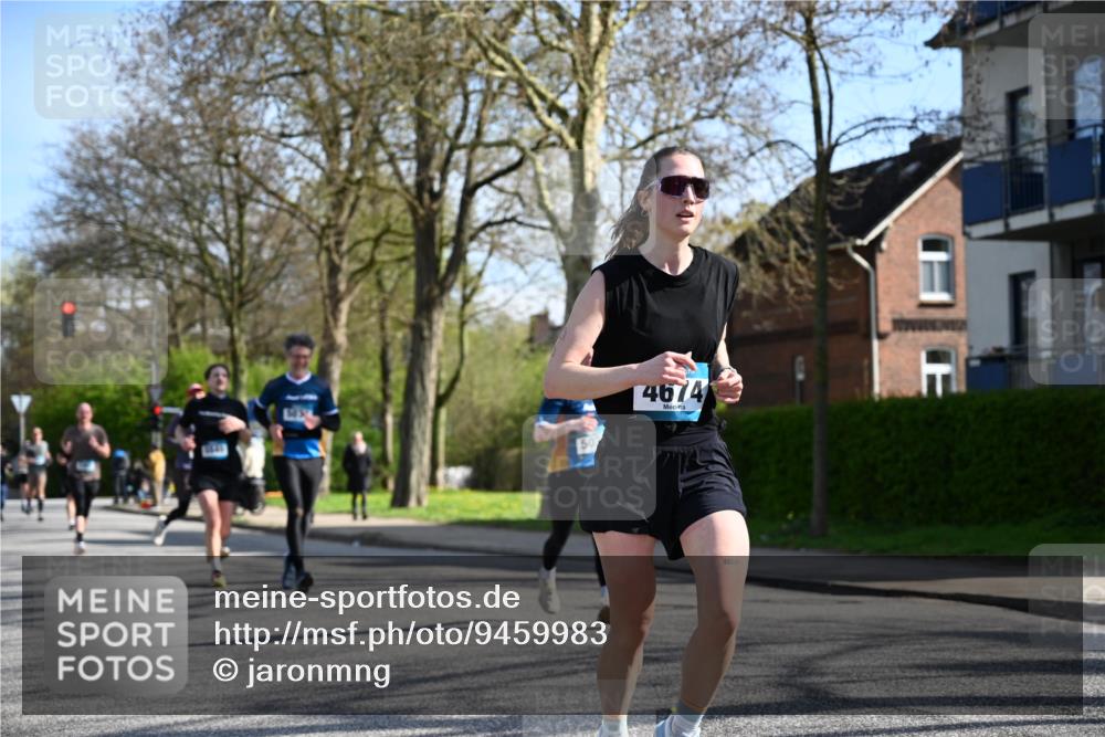 12.04.2026 - 45. Internationalen Wilhelmsburger Insellauf J. Mangold http://msf.ph/oto/9459983 12.04.2026 10:41:23 Ziel 2148, 5489, 4645, 4646, 5560, 4295, 5038, 4674, 5034, 3861, 5545, 2812, 5270, 5416, 4963, 3831, 4602, 4963, 3831, 4602, 4667, 3229, 3201, 2869, 2479, 3892, 4483, 5654, 2836 meine-sportfotos.de