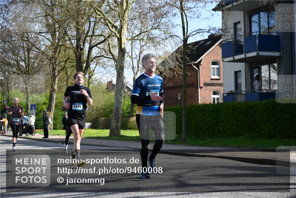 12.04.2026 - 45. Internationalen Wilhelmsburger Insellauf J. Mangold http://msf.ph/oto/9460008 12.04.2026 10:41:25 Ziel 5560, 4295, 5038, 4674, 5034, 3861, 5545, 2812, 5270, 5416, 4963, 3831, 4602, 4667, 3229, 3229, 3201, 2869, 2479, 3892, 4483, 5654, 2836 meine-sportfotos.de