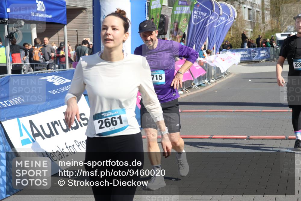 12.04.2026 - 45. Internationalen Wilhelmsburger Insellauf Strokosch-Dieckow http://msf.ph/oto/9460020 12.04.2026 10:49:55 Ziel 4715, 2392 meine-sportfotos.de