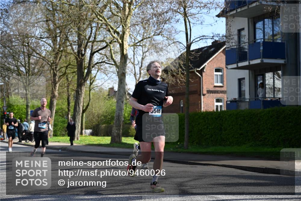 12.04.2026 - 45. Internationalen Wilhelmsburger Insellauf J. Mangold http://msf.ph/oto/9460026 12.04.2026 10:41:26 Ziel 5560, 4295, 5038, 4674, 5034, 3861, 5545, 2812, 5270, 5416, 4963, 3831, 4602, 4667, 3229, 3201, 2869, 2479, 3892, 4483, 5654, 2836, 4615 meine-sportfotos.de