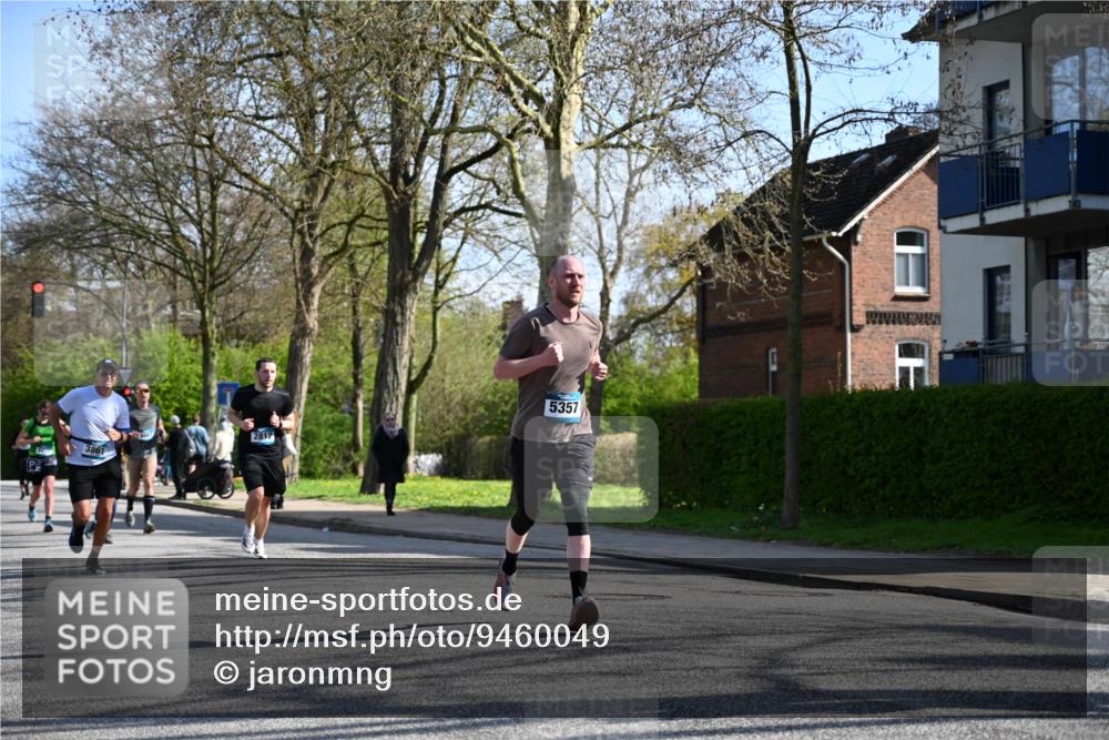 12.04.2026 - 45. Internationalen Wilhelmsburger Insellauf J. Mangold http://msf.ph/oto/9460049 12.04.2026 10:41:28 Ziel 4295, 5038, 4674, 5034, 3861, 5545, 2812, 5270, 5416, 4963, 3831, 4602, 4667, 3229, 3201, 2869, 2479, 3892, 4483, 5654, 2836, 4615 meine-sportfotos.de