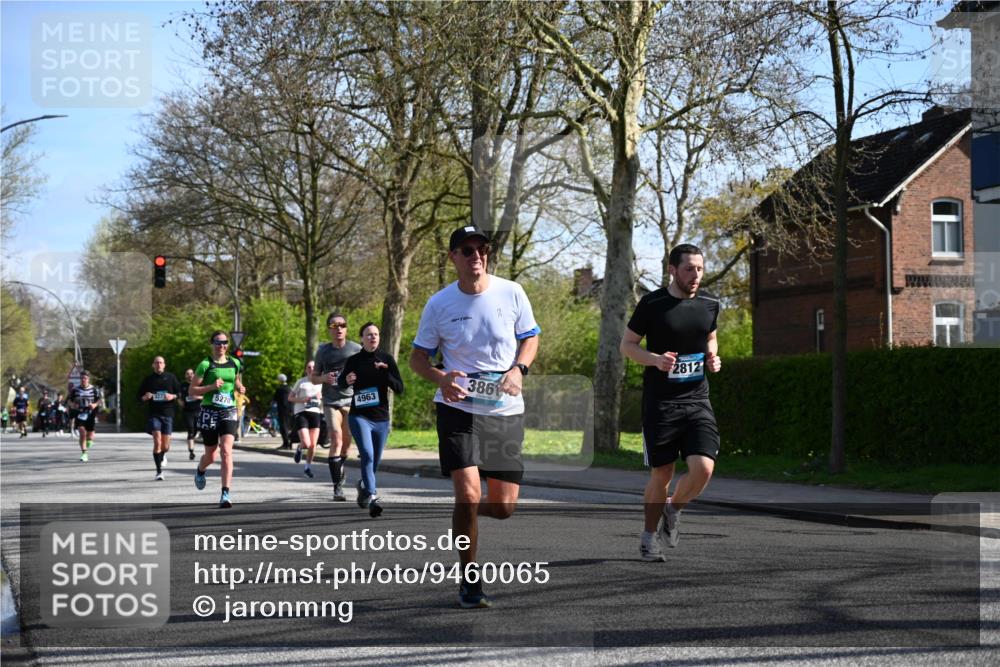 12.04.2026 - 45. Internationalen Wilhelmsburger Insellauf J. Mangold http://msf.ph/oto/9460065 12.04.2026 10:41:31 Ziel 4295, 5038, 4674, 5034, 3861, 5545, 2812, 5270, 5416, 4963, 3831, 4602, 4667, 3229, 3201, 2869, 2869, 2479, 3892, 4483, 5654, 2836, 4615, 2222, 3419, 4042, 3991 meine-sportfotos.de