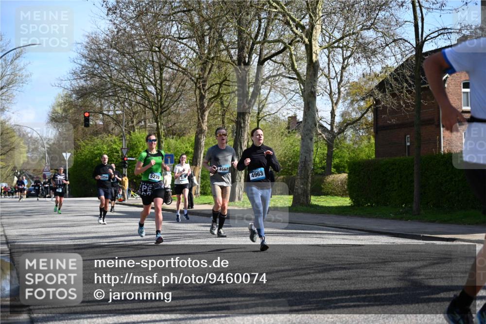 12.04.2026 - 45. Internationalen Wilhelmsburger Insellauf J. Mangold http://msf.ph/oto/9460074 12.04.2026 10:41:32 Ziel 4295, 5038, 4674, 5034, 3861, 5545, 2812, 5270, 5416, 4963, 3831, 4602, 4667, 3229, 3201, 2869, 2479, 3892, 4483, 5654, 2836, 4615, 2222, 3419, 4042, 3991 meine-sportfotos.de