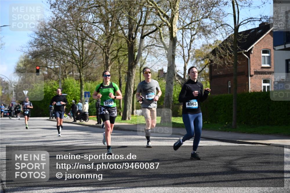 12.04.2026 - 45. Internationalen Wilhelmsburger Insellauf J. Mangold http://msf.ph/oto/9460087 12.04.2026 10:41:33 Ziel 5038, 4674, 5034, 3861, 5545, 2812, 5270, 5416, 4963, 3831, 4602, 4667, 3229, 3201, 2869, 2479, 3892, 2479, 3892, 4483, 5654, 2836, 4615, 2222, 3419, 4042, 3991 meine-sportfotos.de