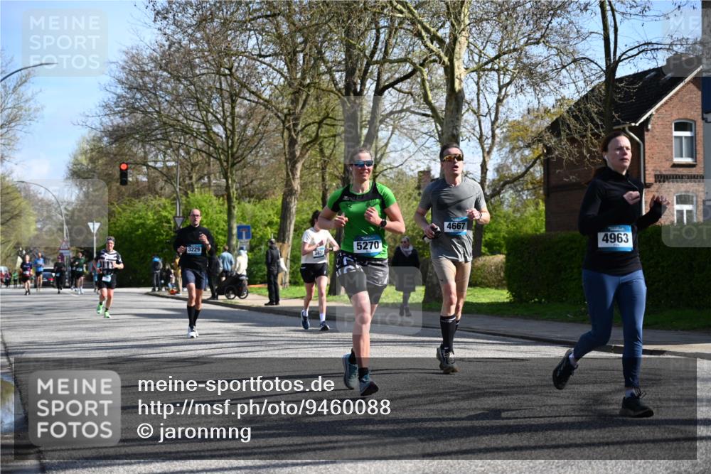 12.04.2026 - 45. Internationalen Wilhelmsburger Insellauf J. Mangold http://msf.ph/oto/9460088 12.04.2026 10:41:33 Ziel 5038, 4674, 5034, 3861, 5545, 2812, 5270, 5416, 4963, 3831, 4602, 4667, 3229, 3201, 2869, 2479, 3892, 2479, 3892, 4483, 5654, 2836, 4615, 2222, 3419, 4042, 3991 meine-sportfotos.de
