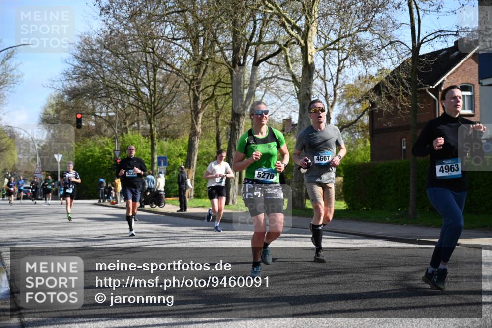 12.04.2026 - 45. Internationalen Wilhelmsburger Insellauf J. Mangold http://msf.ph/oto/9460091 12.04.2026 10:41:34 Ziel 5038, 4674, 5034, 3861, 5545, 2812, 5270, 5416, 4963, 3831, 4602, 4667, 3229, 3201, 2869, 2479, 3892, 4483, 4483, 5654, 2836, 4615, 2222, 3419, 4042, 3991 meine-sportfotos.de