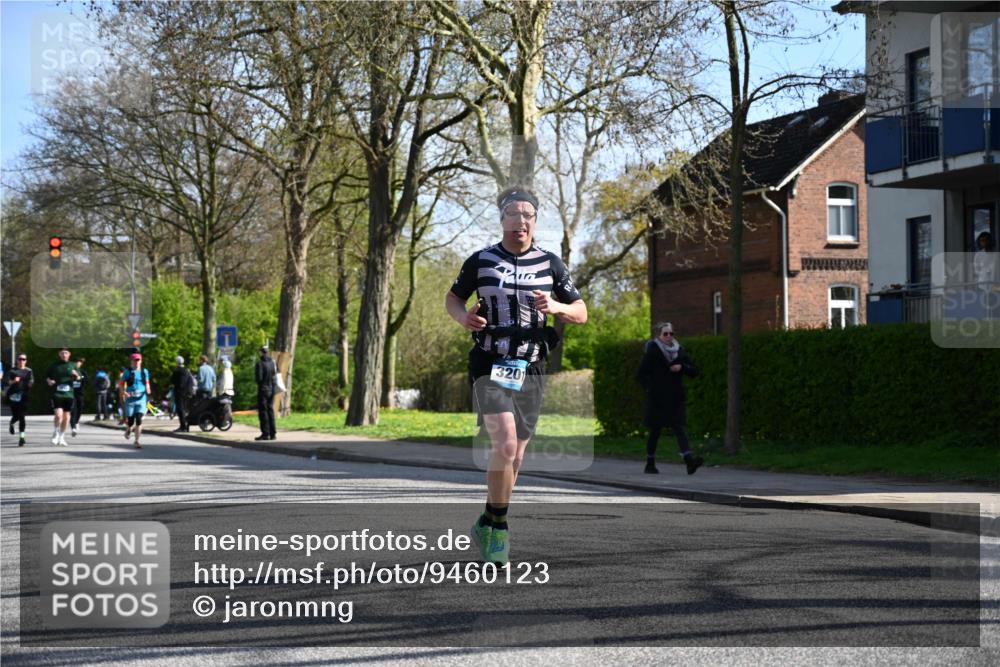 12.04.2026 - 45. Internationalen Wilhelmsburger Insellauf J. Mangold http://msf.ph/oto/9460123 12.04.2026 10:41:40 Ziel 3861, 5545, 2812, 5270, 5416, 4963, 3831, 4602, 4667, 3229, 3201, 2869, 2479, 3892, 4483, 5654, 2836, 4615, 2222, 3419, 4042, 3991, 2262, 2263 meine-sportfotos.de