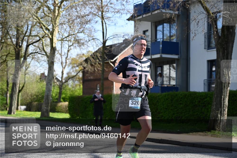 12.04.2026 - 45. Internationalen Wilhelmsburger Insellauf J. Mangold http://msf.ph/oto/9460142 12.04.2026 10:41:41 Ziel 5545, 2812, 5270, 5416, 4963, 3831, 4602, 4667, 3229, 3201, 2869, 2479, 3892, 4483, 5654, 2836, 4615, 2222, 3419, 4042, 3991, 2262, 2263 meine-sportfotos.de