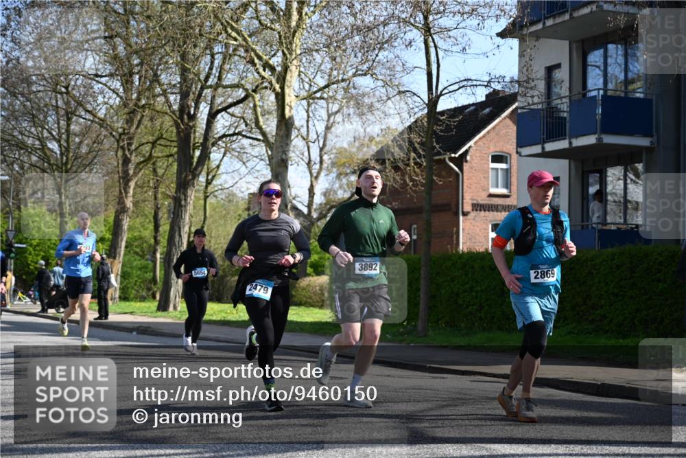 12.04.2026 - 45. Internationalen Wilhelmsburger Insellauf J. Mangold http://msf.ph/oto/9460150 12.04.2026 10:41:47 Ziel 4963, 3831, 4602, 4667, 3229, 3201, 2869, 2479, 3892, 4483, 5654, 2836, 4615, 2222, 3419, 4042, 3991, 2262, 2263 meine-sportfotos.de