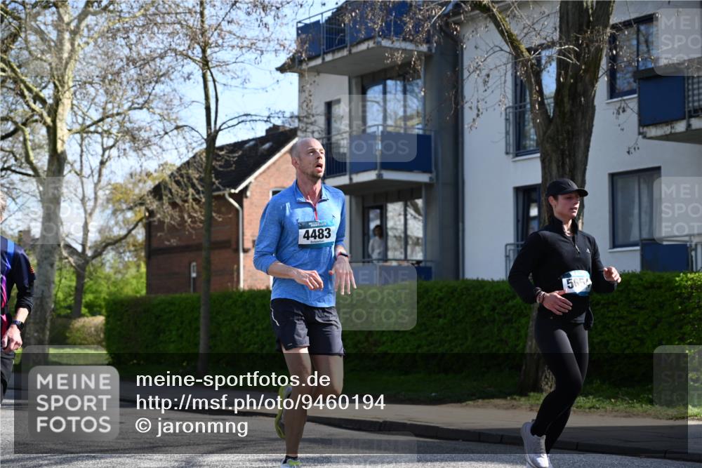 12.04.2026 - 45. Internationalen Wilhelmsburger Insellauf J. Mangold http://msf.ph/oto/9460194 12.04.2026 10:41:51 Ziel 3201, 2869, 2479, 3892, 4483, 5654, 2836, 4615, 2222, 3419, 4042, 3991, 2262, 2263, 2252 meine-sportfotos.de