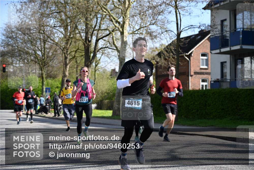 12.04.2026 - 45. Internationalen Wilhelmsburger Insellauf J. Mangold http://msf.ph/oto/9460253 12.04.2026 10:42:08 Ziel 4615, 2222, 3419, 4042, 3991, 2262, 2263, 2252, 3091, 5442, 3091, 5442, 5273 meine-sportfotos.de
