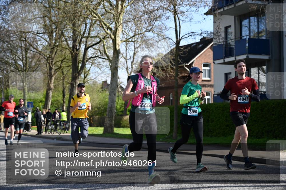 12.04.2026 - 45. Internationalen Wilhelmsburger Insellauf J. Mangold http://msf.ph/oto/9460261 12.04.2026 10:42:09 Ziel 4615, 2222, 3419, 4042, 3991, 2262, 2263, 2252, 3091, 5442, 5273 meine-sportfotos.de