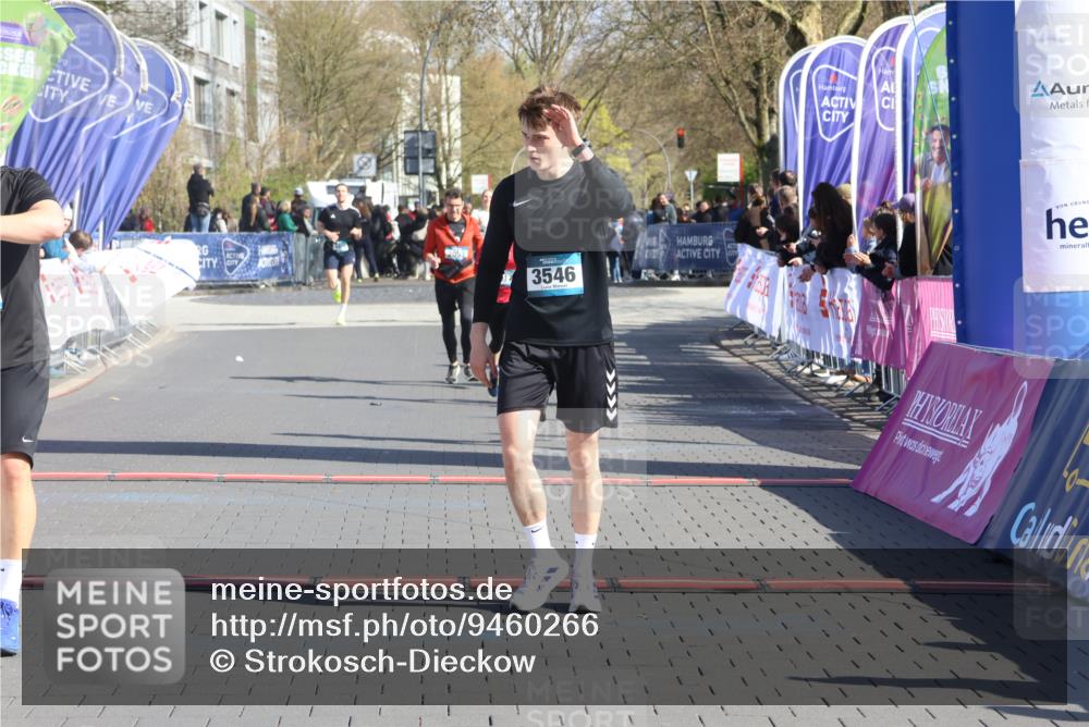 12.04.2026 - 45. Internationalen Wilhelmsburger Insellauf Strokosch-Dieckow http://msf.ph/oto/9460266 12.04.2026 10:50:11 Ziel 2655, 5441, 3546, 2618, 2176 meine-sportfotos.de