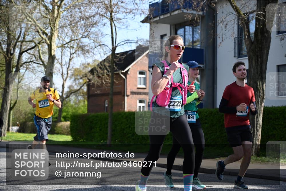 12.04.2026 - 45. Internationalen Wilhelmsburger Insellauf J. Mangold http://msf.ph/oto/9460271 12.04.2026 10:42:10 Ziel 4615, 2222, 3419, 4042, 3991, 2262, 2263, 2252, 3091, 5442, 5273, 2724 meine-sportfotos.de