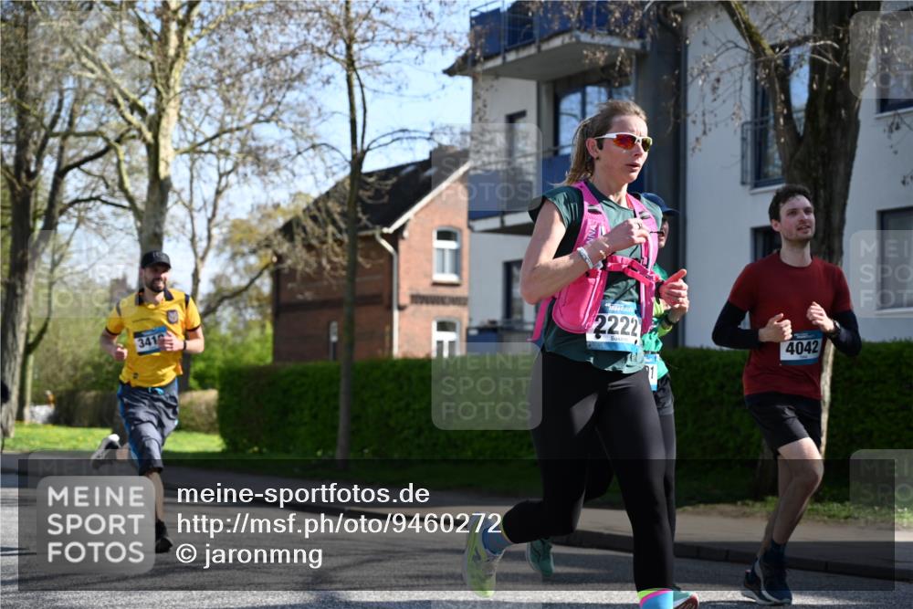 12.04.2026 - 45. Internationalen Wilhelmsburger Insellauf J. Mangold http://msf.ph/oto/9460272 12.04.2026 10:42:10 Ziel 4615, 2222, 3419, 4042, 3991, 2262, 2263, 2252, 3091, 5442, 5273, 2724 meine-sportfotos.de