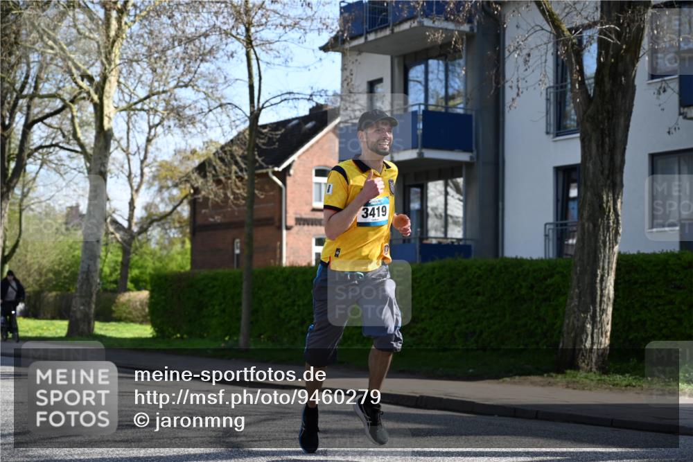 12.04.2026 - 45. Internationalen Wilhelmsburger Insellauf J. Mangold http://msf.ph/oto/9460279 12.04.2026 10:42:11 Ziel 4615, 2222, 3419, 4042, 3991, 2262, 2263, 2252, 3091, 5442, 5273, 2724, 2500 meine-sportfotos.de