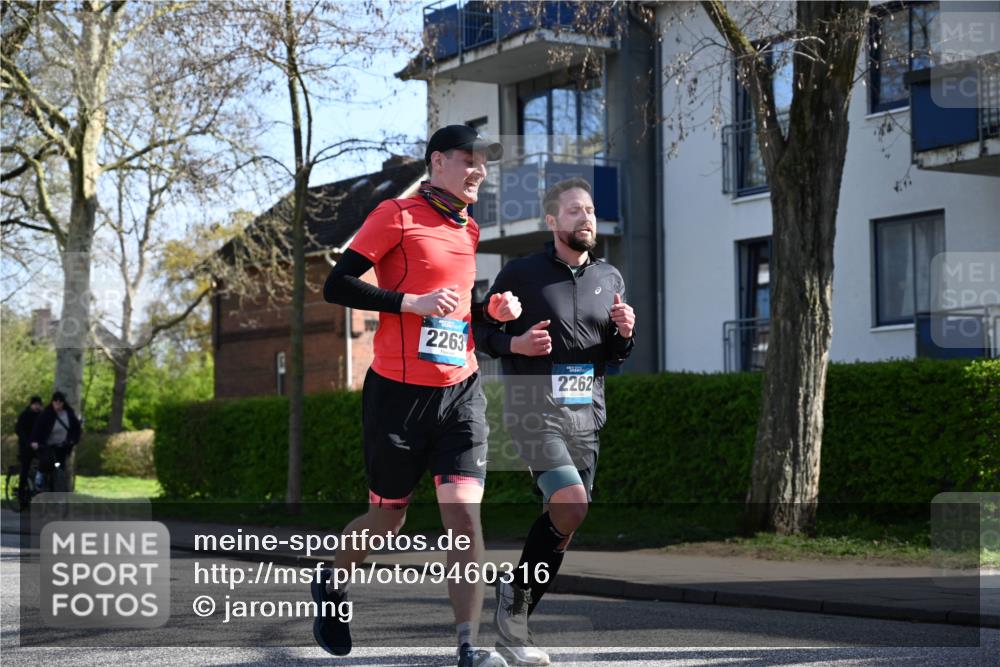12.04.2026 - 45. Internationalen Wilhelmsburger Insellauf J. Mangold http://msf.ph/oto/9460316 12.04.2026 10:42:14 Ziel 4615, 2222, 3419, 4042, 3991, 2262, 2263, 2252, 3091, 5442, 5273, 2724, 2500, 3021, 5751 meine-sportfotos.de
