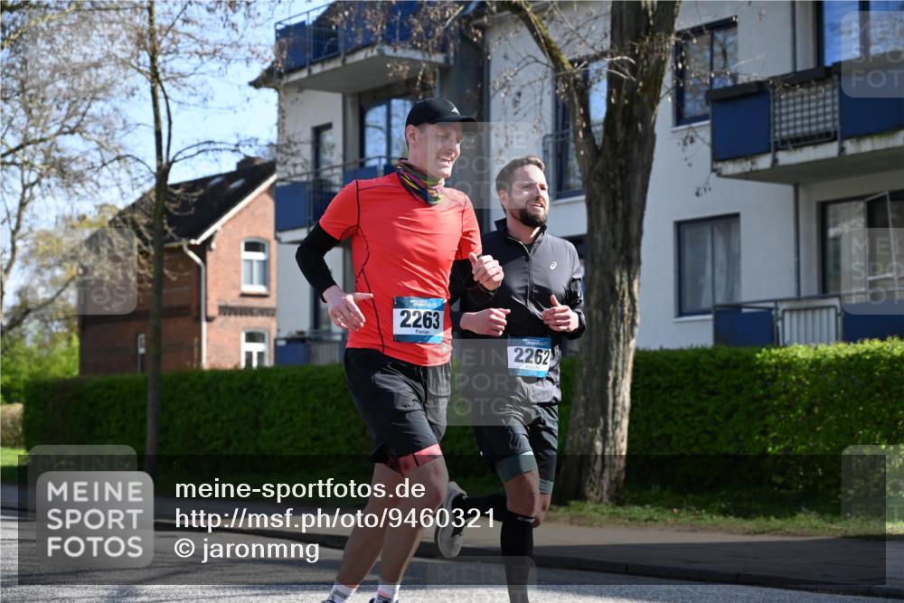 12.04.2026 - 45. Internationalen Wilhelmsburger Insellauf J. Mangold http://msf.ph/oto/9460321 12.04.2026 10:42:14 Ziel 4615, 2222, 3419, 4042, 3991, 2262, 2263, 2252, 3091, 5442, 5273, 2724, 2500, 3021, 5751 meine-sportfotos.de