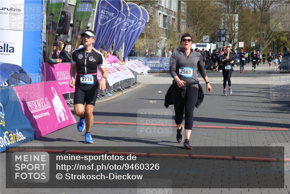 12.04.2026 - 45. Internationalen Wilhelmsburger Insellauf Strokosch-Dieckow http://msf.ph/oto/9460326 12.04.2026 11:07:44 Ziel 2567, 2778 meine-sportfotos.de