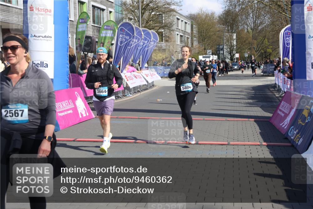 12.04.2026 - 45. Internationalen Wilhelmsburger Insellauf Strokosch-Dieckow http://msf.ph/oto/9460362 12.04.2026 11:07:50 Ziel 5806, 3149 meine-sportfotos.de