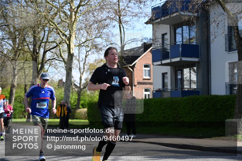 12.04.2026 - 45. Internationalen Wilhelmsburger Insellauf J. Mangold http://msf.ph/oto/9460497 12.04.2026 10:42:59 Ziel 2724, 2500, 3021, 5751, 5794, 3779, 5840, 2406, 4377, 3086, 3227, 4974, 5705, 2189, 5697, 2813, 4931, 3565, 5337, 2102, 2656, 2104, 5337, 2102, 2656, 2104, 5407, 5286, 2039, 3486, 4428, 3022, 4349 meine-sportfotos.de