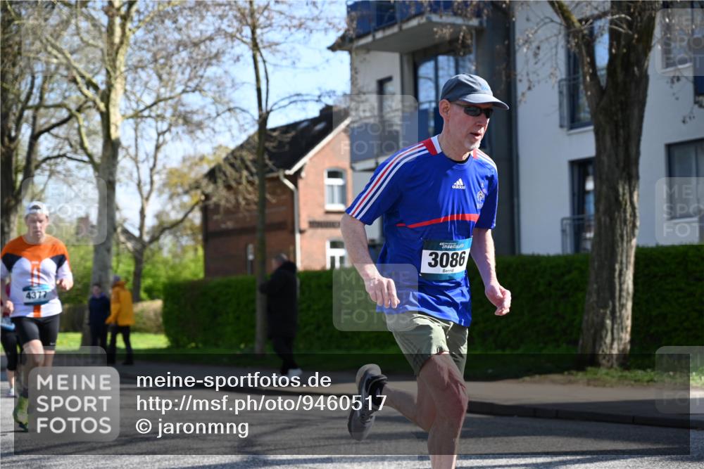 12.04.2026 - 45. Internationalen Wilhelmsburger Insellauf J. Mangold http://msf.ph/oto/9460517 12.04.2026 10:43:01 Ziel 3021, 5751, 5794, 3779, 5840, 2406, 4377, 3086, 3227, 4974, 5705, 2189, 5697, 2813, 4931, 3565, 5337, 2102, 2656, 2104, 5407, 5286, 2039, 3486, 4428, 3022, 4349 meine-sportfotos.de