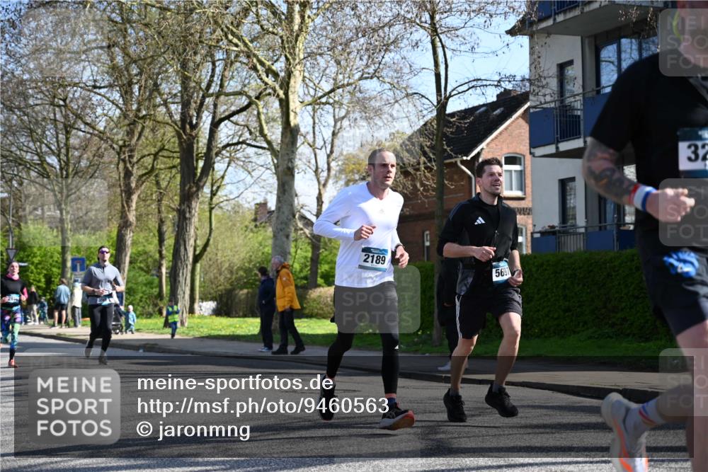 12.04.2026 - 45. Internationalen Wilhelmsburger Insellauf J. Mangold http://msf.ph/oto/9460563 12.04.2026 10:43:06 Ziel 3779, 5840, 2406, 4377, 3086, 3227, 4974, 5705, 2189, 5697, 2813, 4931, 3565, 5337, 2102, 2656, 2104, 5407, 5286, 2039, 3486, 4428, 3022, 4349 meine-sportfotos.de