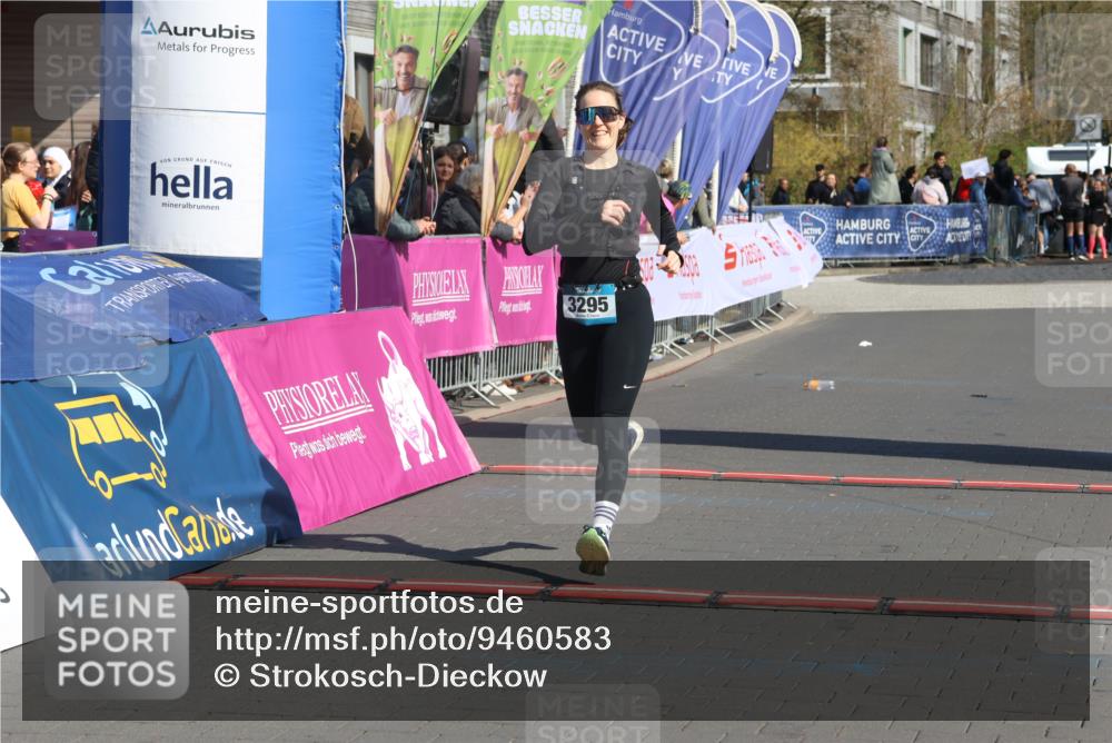12.04.2026 - 45. Internationalen Wilhelmsburger Insellauf Strokosch-Dieckow http://msf.ph/oto/9460583 12.04.2026 11:08:01 Ziel 4856, 3295 meine-sportfotos.de