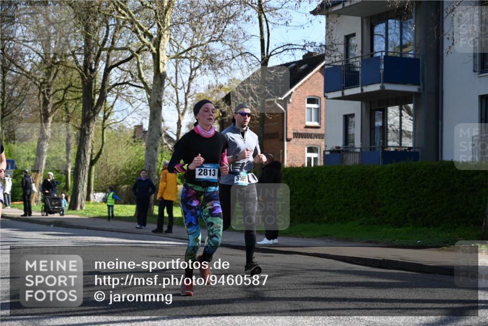 12.04.2026 - 45. Internationalen Wilhelmsburger Insellauf J. Mangold http://msf.ph/oto/9460587 12.04.2026 10:43:10 Ziel 5840, 2406, 4377, 3086, 3227, 4974, 5705, 2189, 5697, 2813, 4931, 3565, 5337, 2102, 2656, 2104, 5407, 5286, 2039, 3486, 4428, 3022, 4349 meine-sportfotos.de