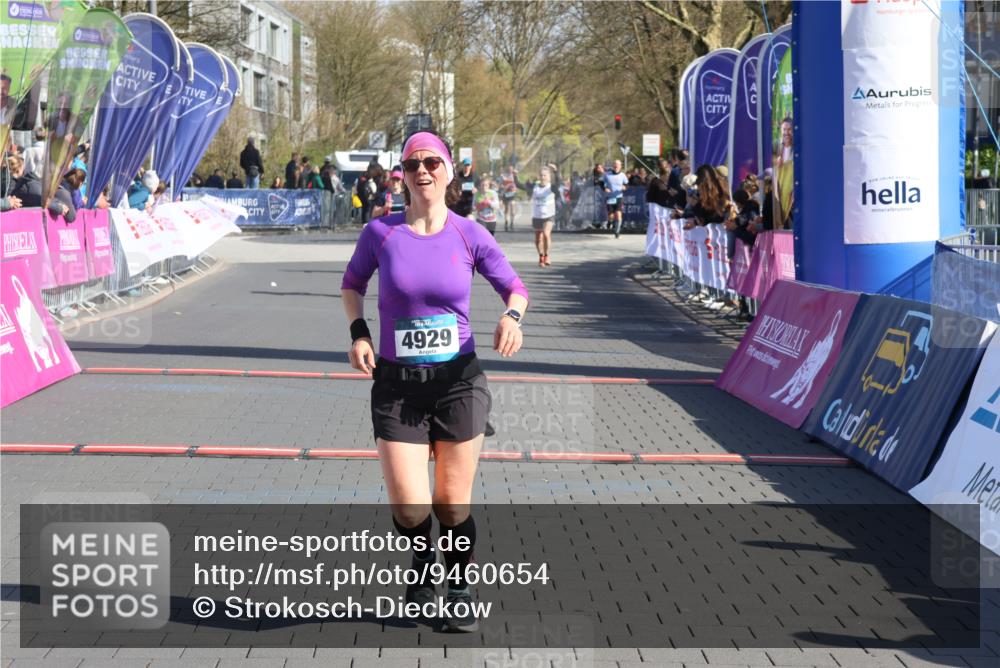 12.04.2026 - 45. Internationalen Wilhelmsburger Insellauf Strokosch-Dieckow http://msf.ph/oto/9460654 12.04.2026 10:50:30 Ziel 4855, 4929 meine-sportfotos.de