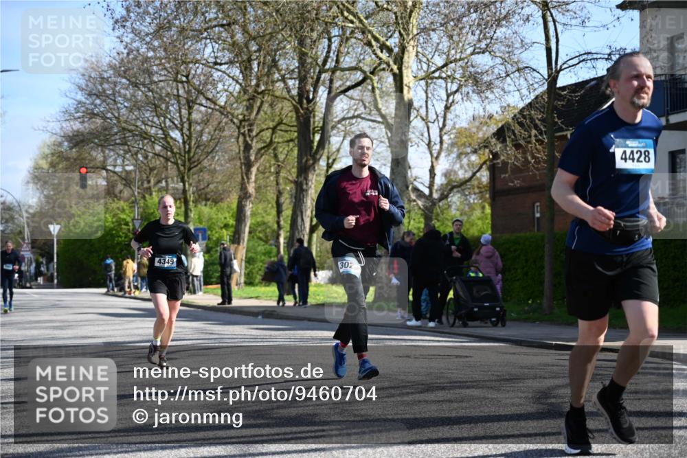 12.04.2026 - 45. Internationalen Wilhelmsburger Insellauf J. Mangold http://msf.ph/oto/9460704 12.04.2026 10:43:33 Ziel 3486, 4428, 3022, 4349, 2065, 3345, 2073, 4829, 4062, 5824, 3356 meine-sportfotos.de