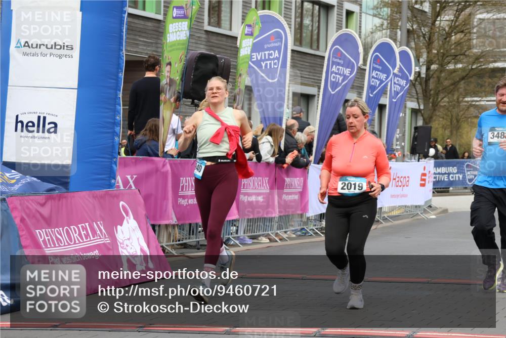 12.04.2026 - 45. Internationalen Wilhelmsburger Insellauf Strokosch-Dieckow http://msf.ph/oto/9460721 12.04.2026 13:19:07 Ziel 4626, 2019, 3940, 3482 meine-sportfotos.de