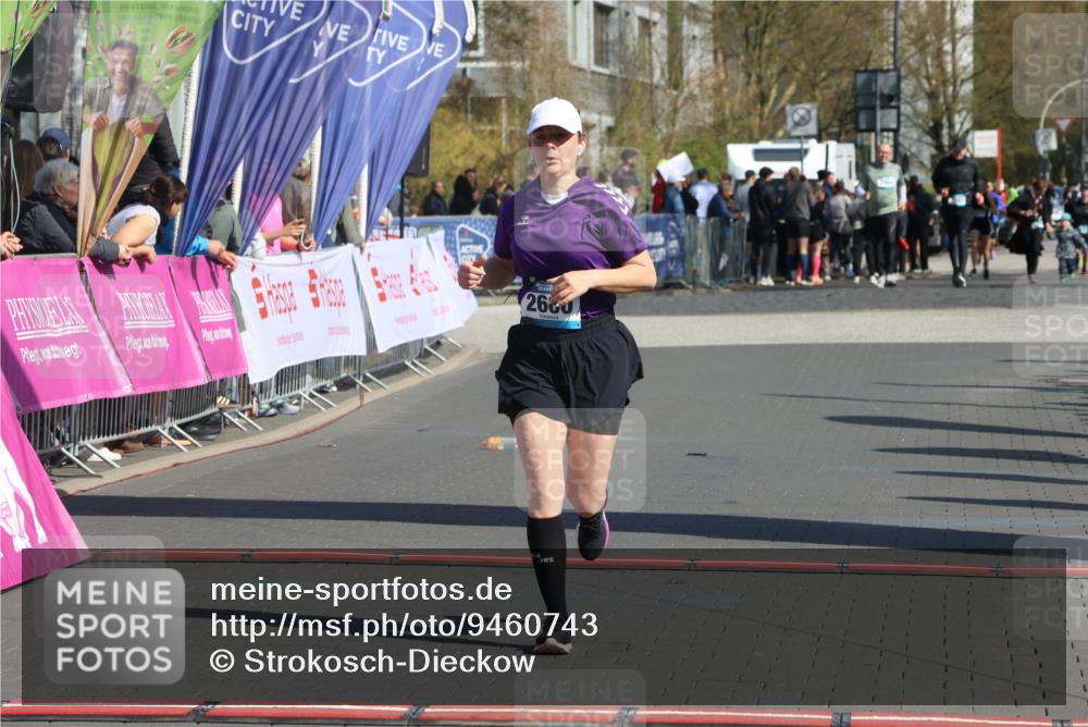 12.04.2026 - 45. Internationalen Wilhelmsburger Insellauf Strokosch-Dieckow http://msf.ph/oto/9460743 12.04.2026 11:08:13 Ziel 2924, 2660 meine-sportfotos.de
