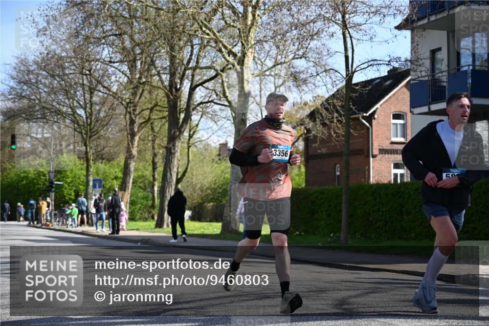 12.04.2026 - 45. Internationalen Wilhelmsburger Insellauf J. Mangold http://msf.ph/oto/9460803 12.04.2026 10:44:05 Ziel 4829, 4062, 5824, 3356, 5766, 5775, 3662, 2911, 4934, 2940, 4815, 4758, 5009, 4906, 5805, 2920 meine-sportfotos.de