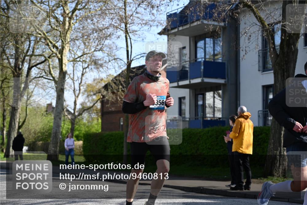 12.04.2026 - 45. Internationalen Wilhelmsburger Insellauf J. Mangold http://msf.ph/oto/9460813 12.04.2026 10:44:05 Ziel 4829, 4062, 5824, 3356, 5766, 5775, 3662, 2911, 4934, 2940, 4815, 4758, 5009, 4906, 5805, 2920 meine-sportfotos.de